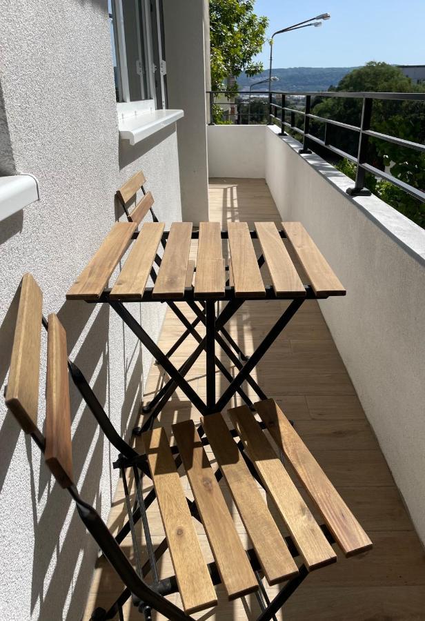 Vanquish Central Apartment Varna Exterior foto