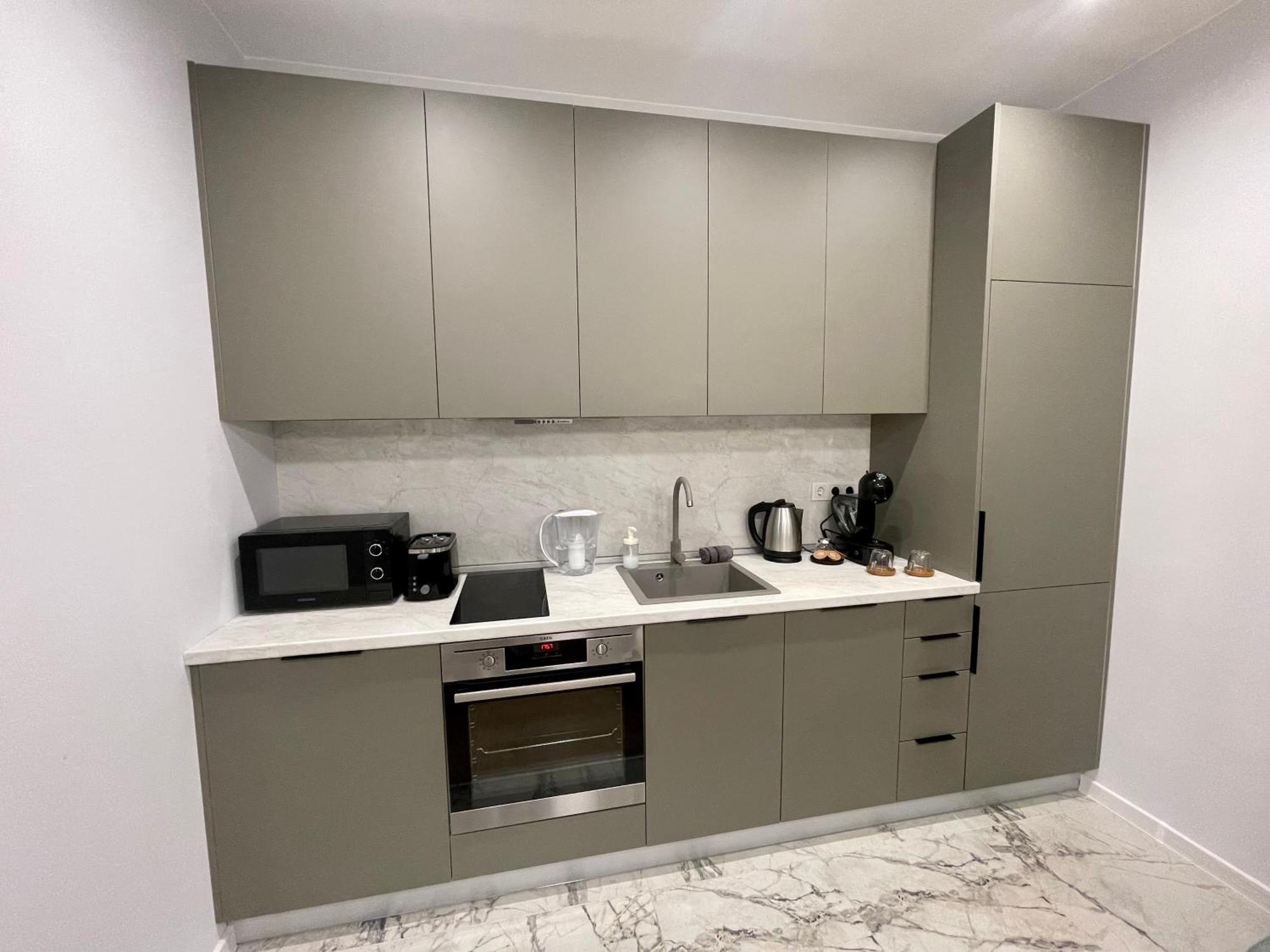 Vanquish Central Apartment Varna Exterior foto