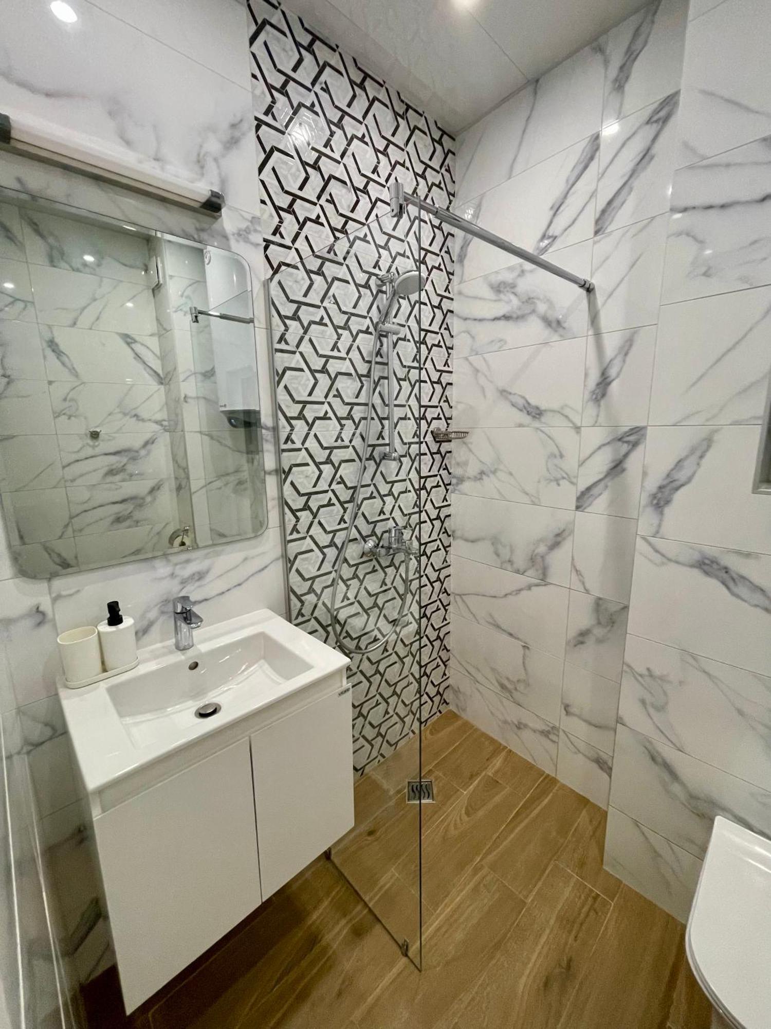 Vanquish Central Apartment Varna Exterior foto